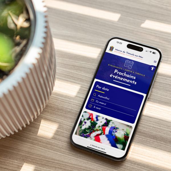 Création site Mairie de Théoule sur Mer Agence digitale 06 Lueur Externe