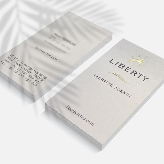 Création de cartes de visite à Cannes pour Liberty Yachts par Lueur Externe Agence de communication